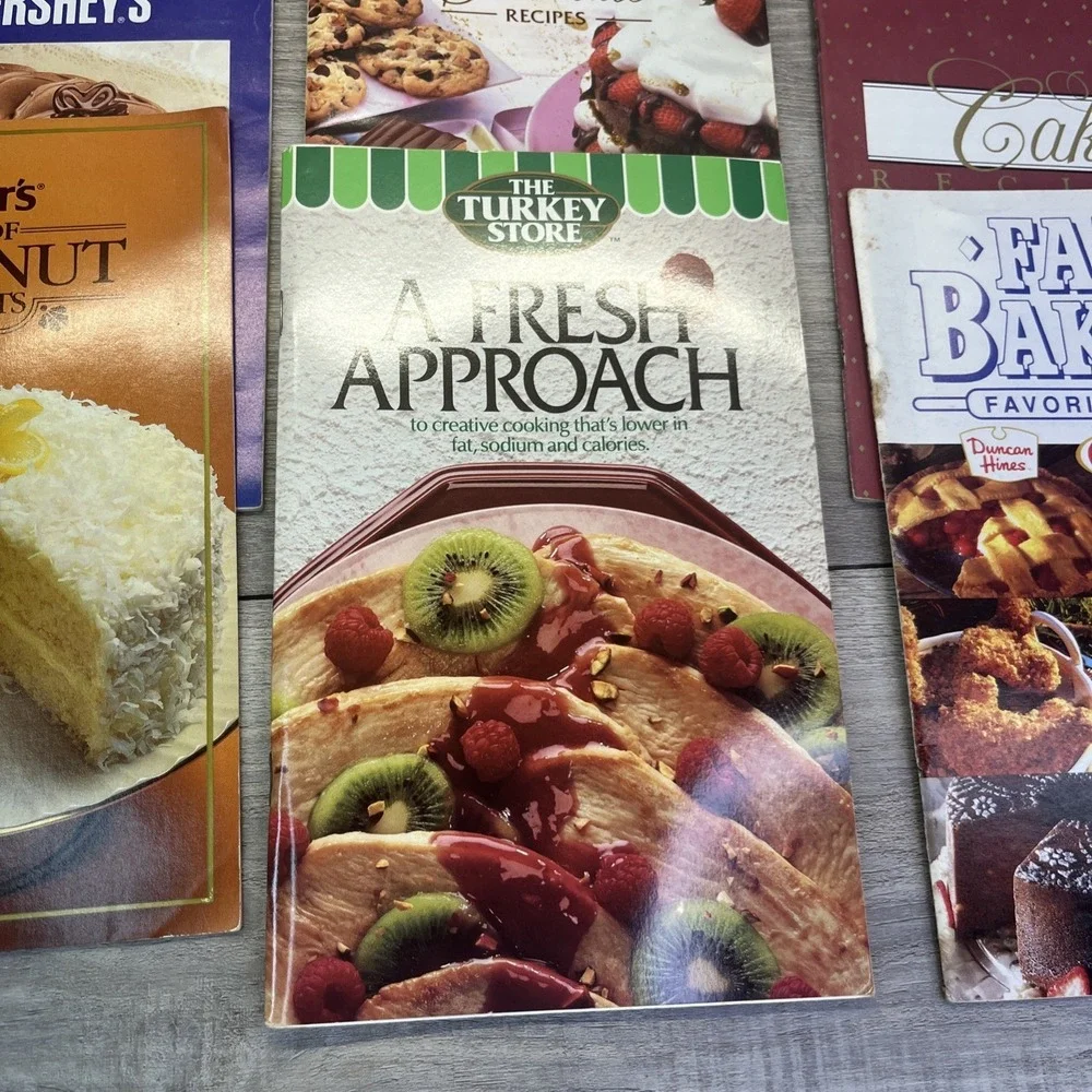 Cookbooks Hershey Jello Bakers Recipes Holiday Baking Booklets Vintage Lot of 14